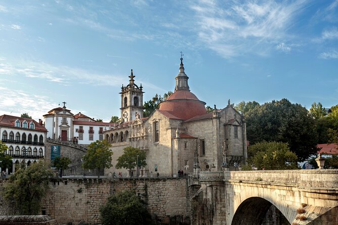 Douro Valley: Historical Sites, Wine Experience, Lunch & Cruise - São Leonardo da Galafura at 640 Meters