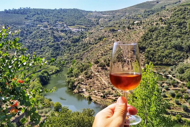 Douro Valley Prime Tour: Wine Tastings, Boat & Lunch from Porto - Pinhão and Its Blue Tile Station