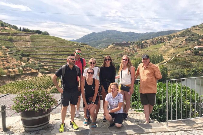Douro Valley Tour: Wine Tasting, Cruise and Lunch from Porto - Lunch beside the river