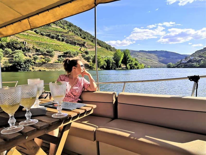 Douro Valley: Winery, Traditional Lunch & Private Boat Trip - The Douro River boat ride