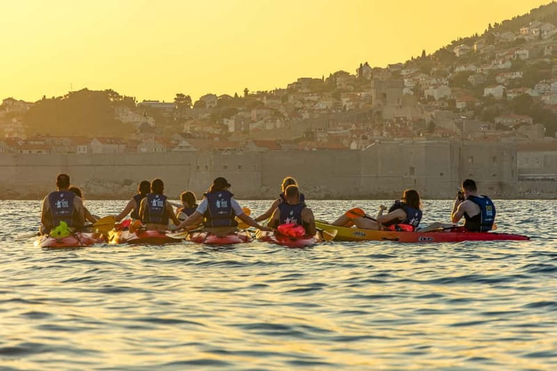 Dubrovnik: Guided Sunset Sea Kayaking Tour with Wine - Key points to know before you paddle
