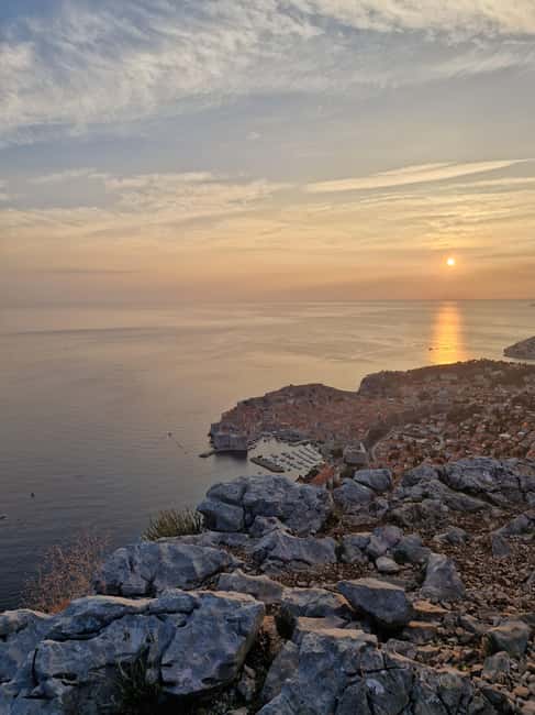 Dubrovnik: Sunset Wine Tasting At Panorama Point - Should you book the Panorama Point wine tasting?