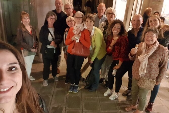 Eat, Drink and Repeat: Wine and Food Tasting Tour in Venice - The guides make the difference