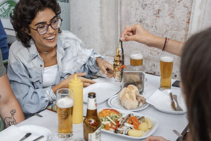 Eat & Walk Through Lisbon: A Local Food & Wine Experience - Starting at Praça do Comércio and the Portuguese Supreme Court