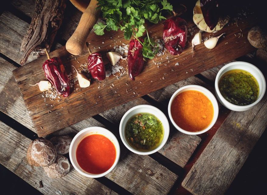 El Sauzal: Winery Tour and Mojo Sauce Workshop - Touring the traditional winery