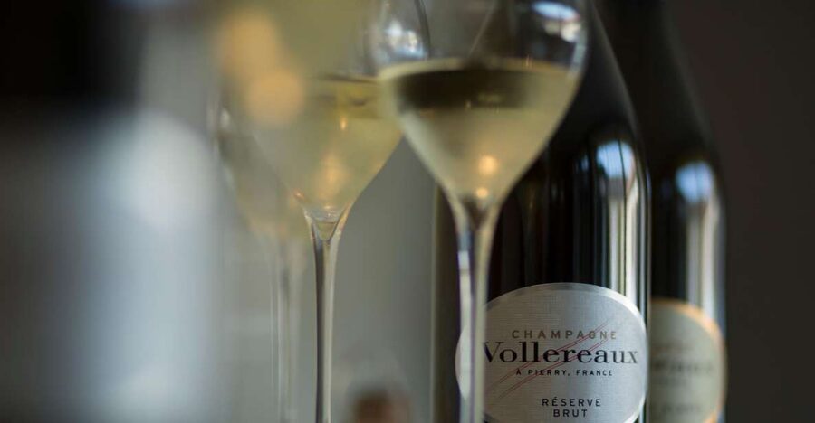 Epernay: Guided Tour of Champagne Cellar with Tastings - The tasting: three champagnes in 20 minutes