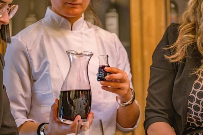 Exclusive Wine Experience in Florence: Create your Own Wine! - What happens during the two-hour session