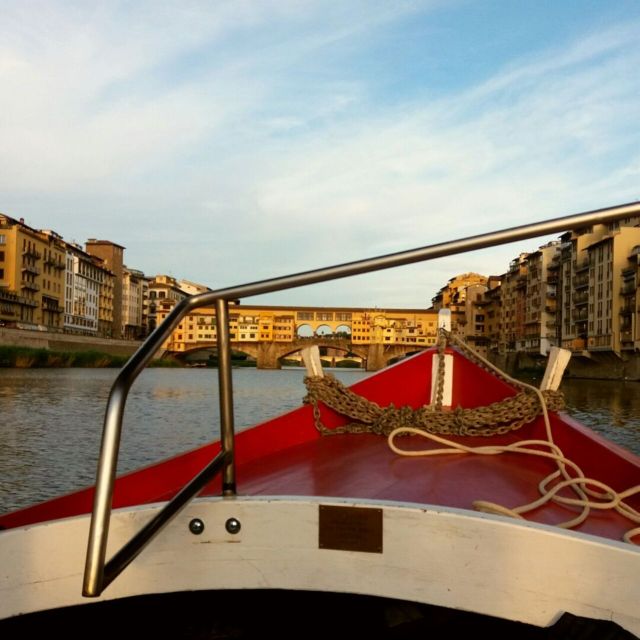 Florence: Authentic Barchetto River Cruise with Wine & Guide - Ponte Santa Trinita and the Oltrarno