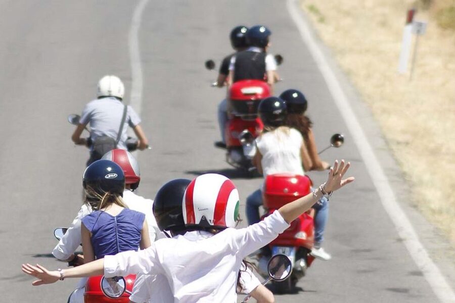 Florence/Badesse: Tuscany Group Vespa Tour with Wine Tasting - Castellina in Chianti gives the ride a historic pause