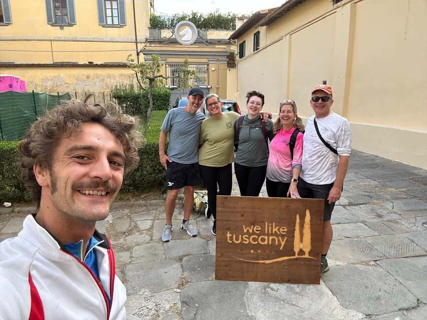 Florence: Chianti Hills Bike Tour with Farm Lunch & Wine - What the 15-minute viewpoint stop adds