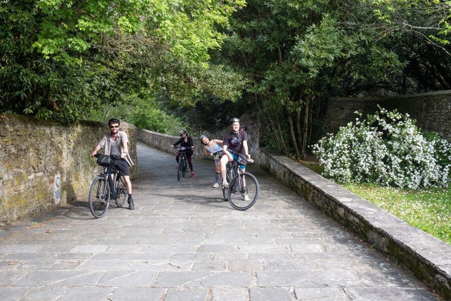 Florence: Chianti Hills Bike Tour with Farm Lunch & Wine - Is $152 a fair price?
