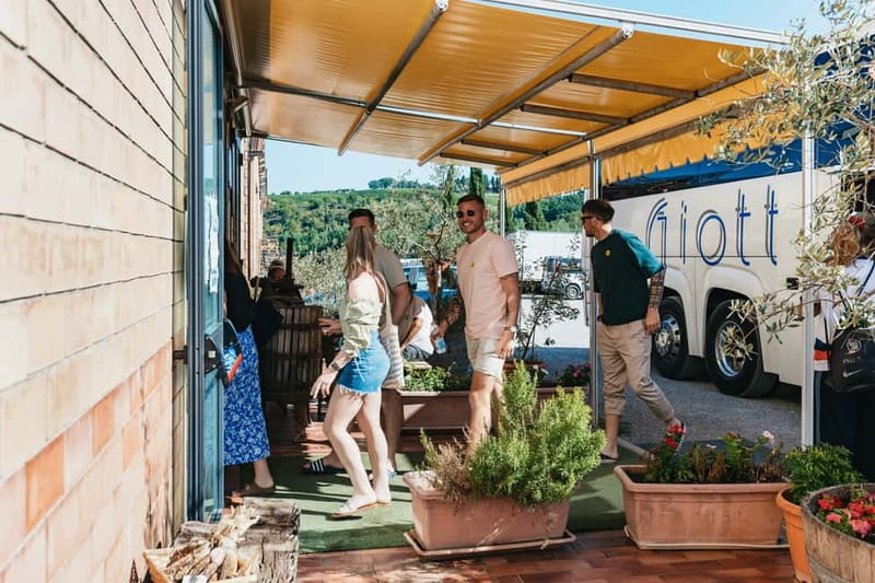 Florence: Chianti Wineries Tour with Wine Tasting - What the $41 price really covers