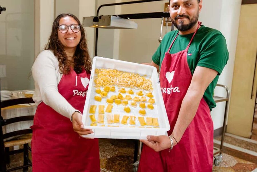 Florence: Pasta Class with Wine, Limoncello and Dessert - What the three-hour schedule feels like