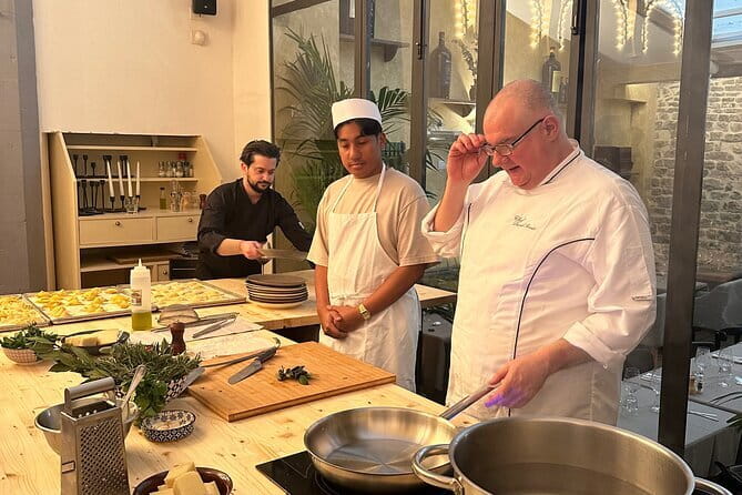 Florence: Pasta Cooking Class with Unlimited Wine - Dietary needs and accessibility