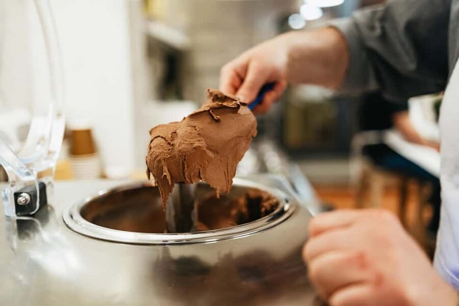 Florence: Premium Pizza & Gelato Preparation Class with Wine - From flour to a thin, flexible pizza base