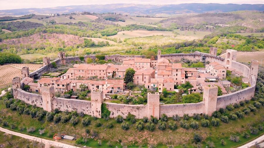Florence: S. Gimignano, Siena, Chianti Wine Tasting & Lunch - Walking, group size, and the practical tradeoffs