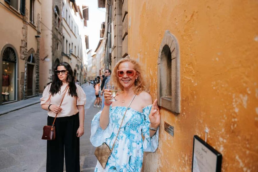 Florence: Small-Group Sunset Food & Wine Tour in Oltrarno - Is $129 a fair price?