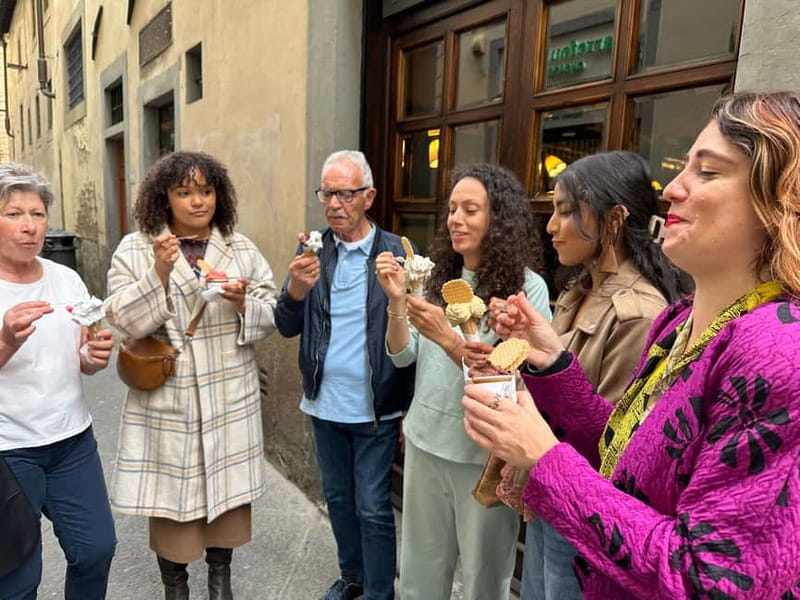 Florence: Street Food Tour with Wine & Local Guide - Fresh pasta, coccoli, and family-run food stops