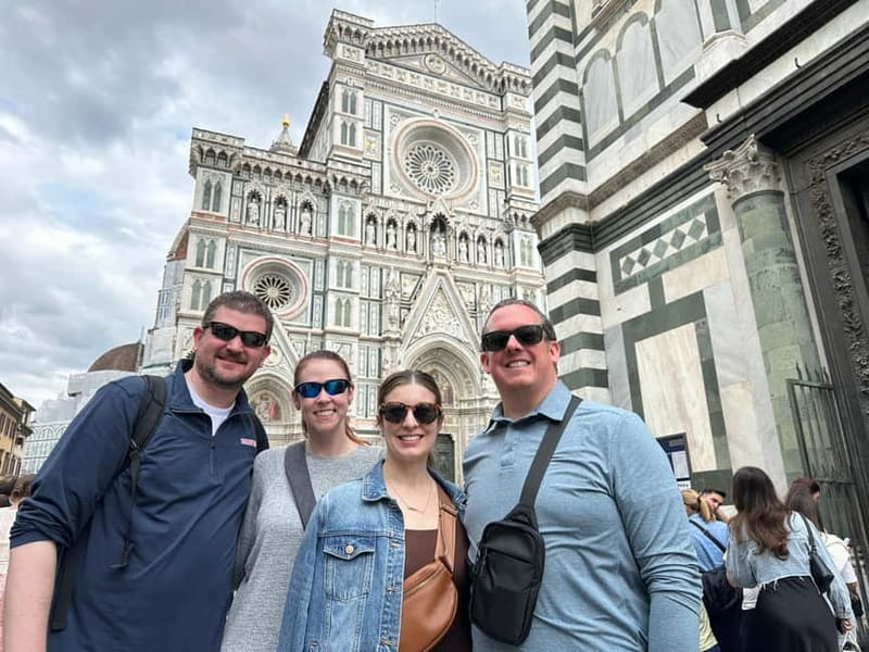 Florence: Street Food Tour with Wine & Local Guide - Ponte Vecchio and the evening sunset option