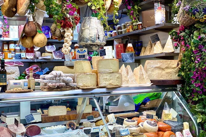 Florence Street Food Walking Tour with Wine in Duomo Area - Timing, group style, and practical planning