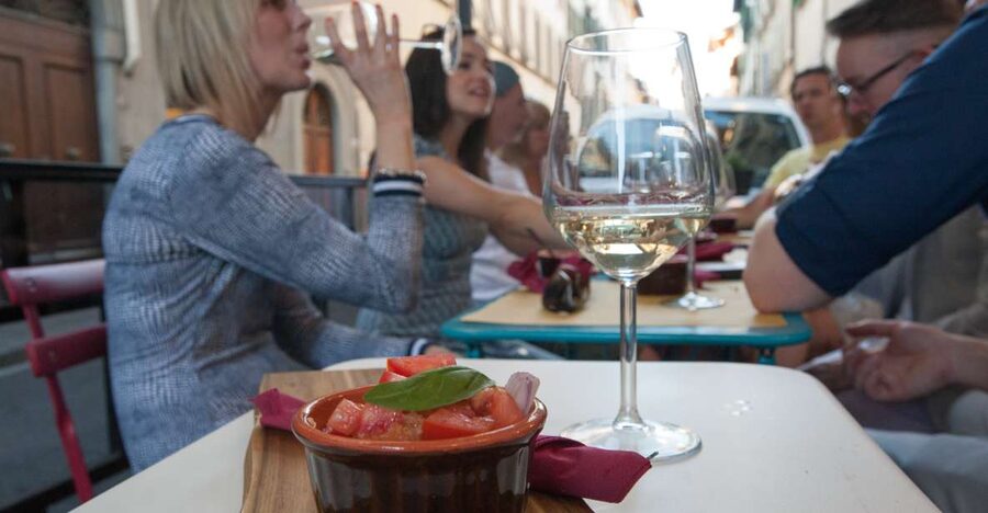 Florence: Sunset Wine and Food Tour - Aperitivo in Santo Spirito