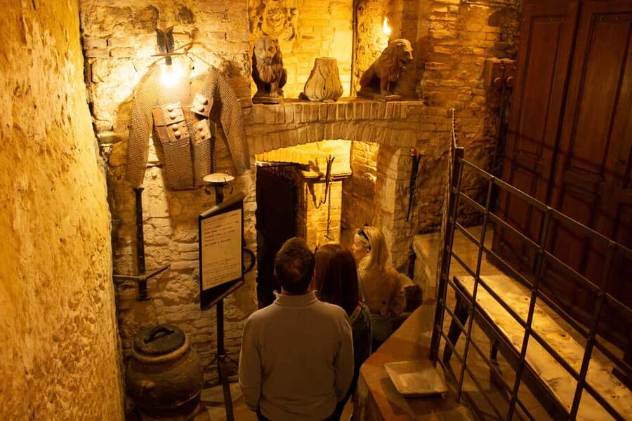 Florence: Valdorcia Wine, Brunello Montalcino, Montepulciano - Key points before you book