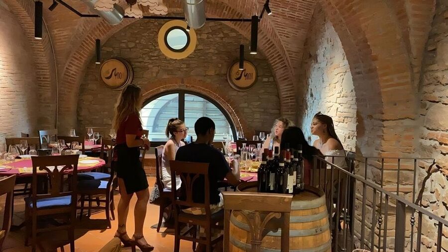 Florence Wine &Food: Taste Tuscan Flavors in Historic Cellar - The best time to fit it into your Florence plans