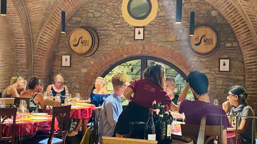 Florence: Wine Tasting and Paring Class Guided Tour - Key points at a glance