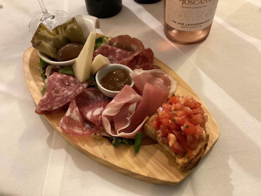 Florence: Wine Windows Walk with Wine Tasting and Appetizers - Piazza degli Antinori and the final tasting