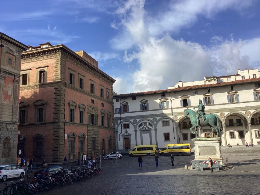 Florence: Wine Windows Walk with Wine Tasting and Appetizers - How much value do you get for $116?