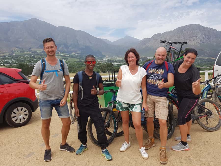 Franschhoek: E-bike Tour with Wine Tasting and Lunch - From Stellenbosch to the first mountain tracks