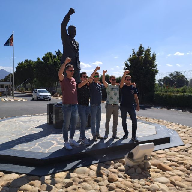 Franschhoek & Stellenbosch: Full-Day Wine Tour - A full lunch above the Franschhoek valley