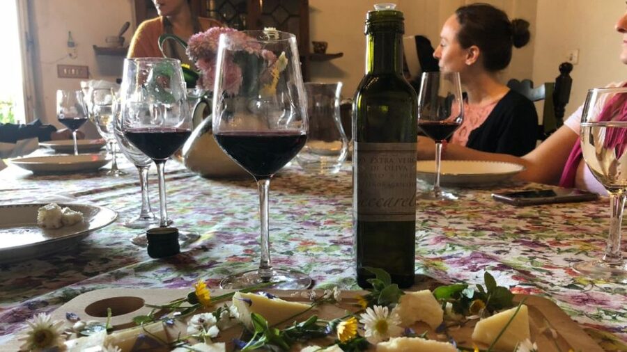Frascati Wine Road from Rome: Tasting & Lunch - Inside the 16th-century farmhouse and Roman caves