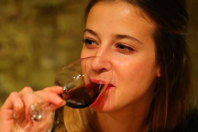 French Wine and Champagne Tasting in Paris - How the tasting lesson works