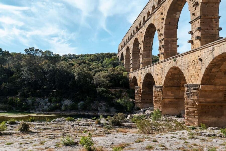 From Aix-en-Provence: Provence Region Tour with Wine Tasting - Who should book this Provence day trip?