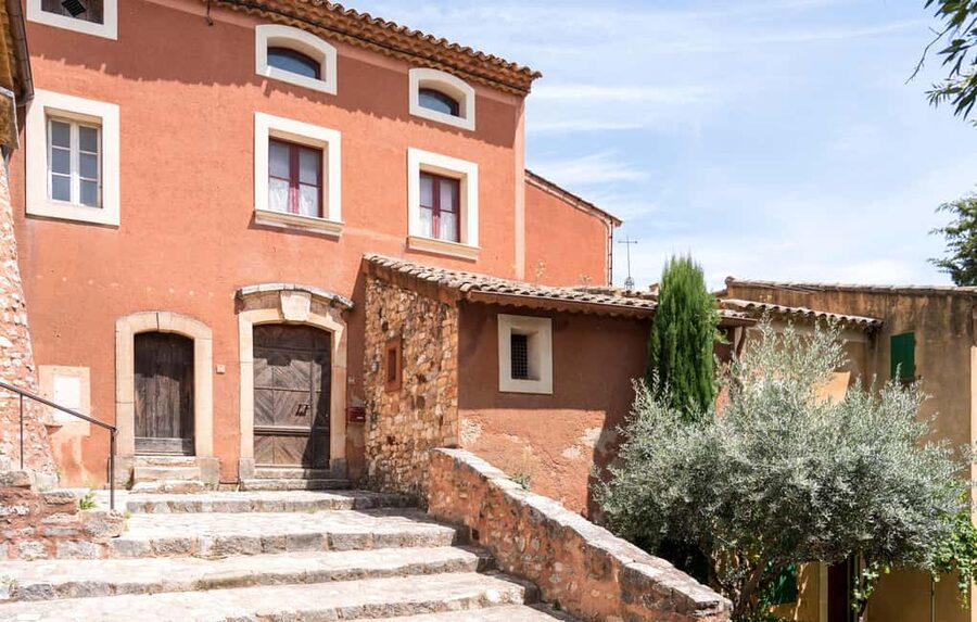From Aix-en-Provence: Wine & Luberon Villages Full-day Tour - Two Provence worlds in one long day