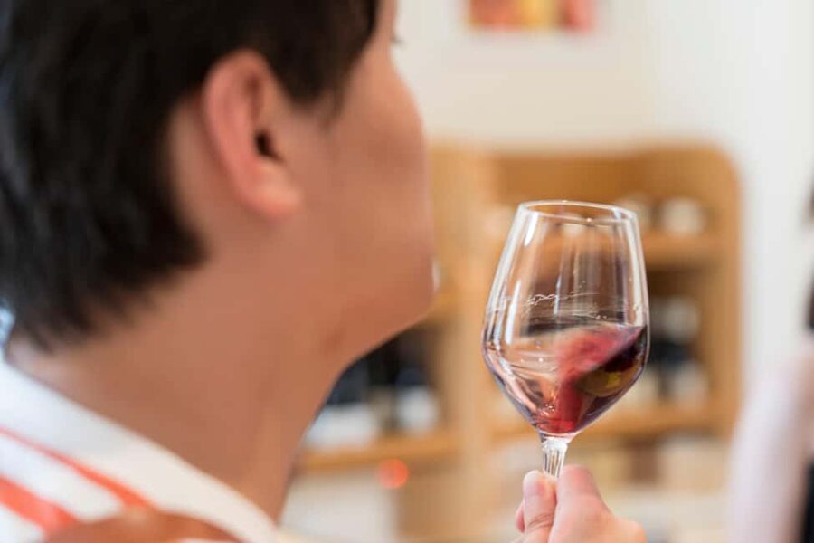 From Avignon: Châteauneuf du Pape Half-Day Wine Tour - Should you book it?