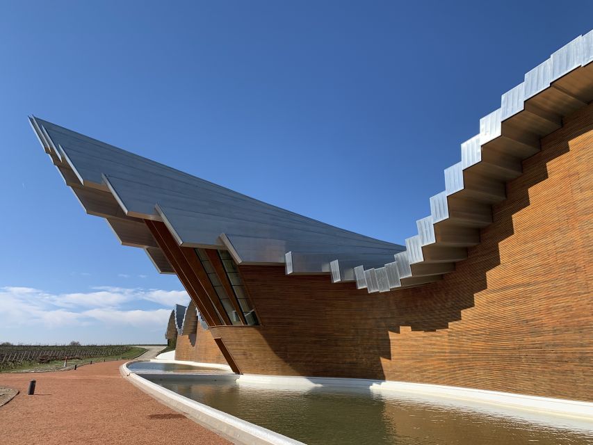 From Bilbao: Rioja Architecture and Wine Tour - Rioja tastings with useful regional context