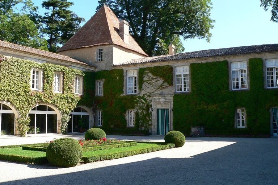 From Bordeaux: Full-Day Medoc Wine Tour - Why Medoc makes a good full-day outing from Bordeaux