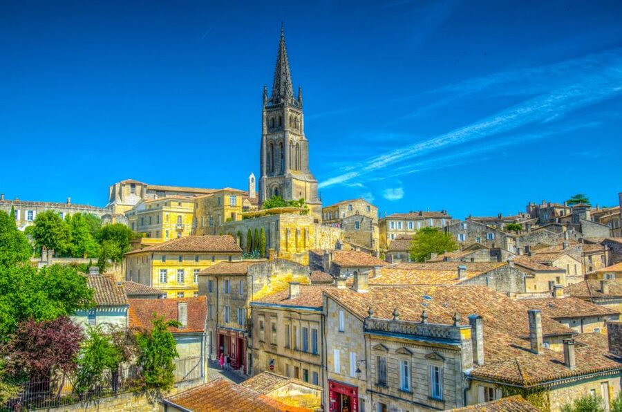 From Bordeaux: Full-Day St Emilion Wine Tasting Tour - A second château and a wider view of the region