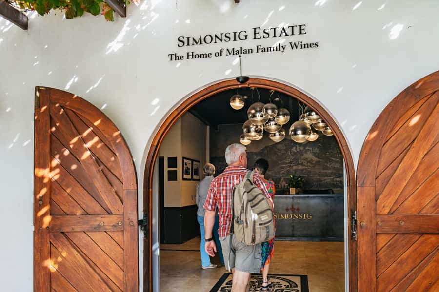 From Cape Town: 3 Regions Wine Tour with 3 Estates, 15 Wines - Practical tips for a better day