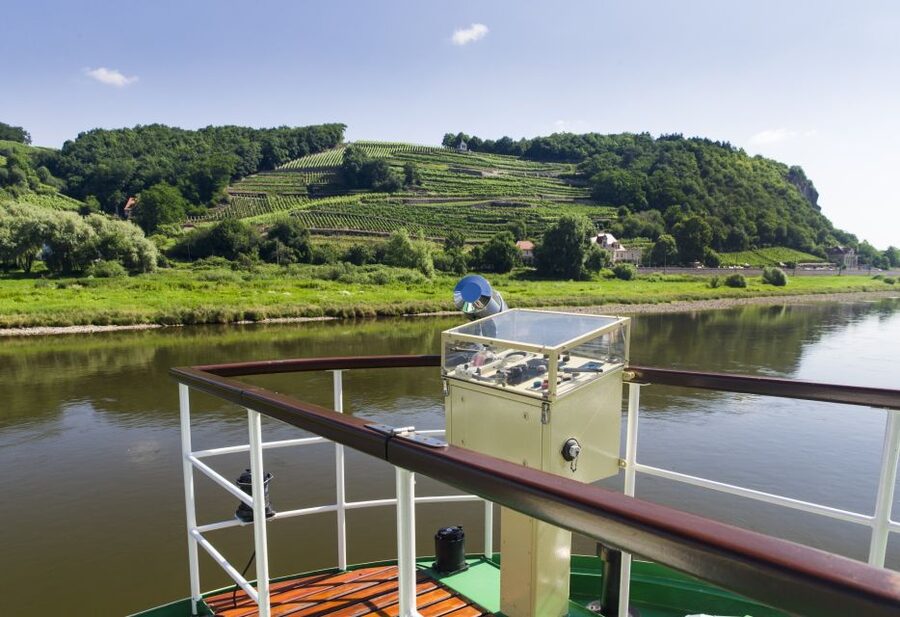 From Dresden: Saxon Wine Route Steamer Day Cruise - Meissen’s cathedral and castle make the strongest view
