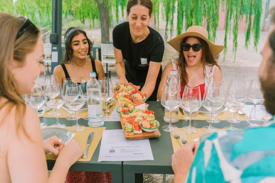 From Florence: Tuscany, Siena, San Gimignano & Winery Lunch - A full Tuscan day from Florence