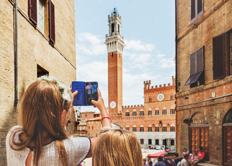 From Florence: Tuscany, Siena, San Gimignano & Winery Lunch - The ride through Tuscany to Siena