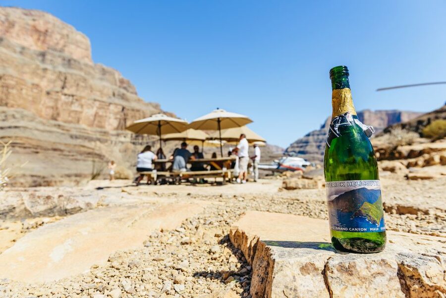 From Las Vegas: Grand Canyon Helicopter Tour with Champagne - From the Maverick base to the open desert