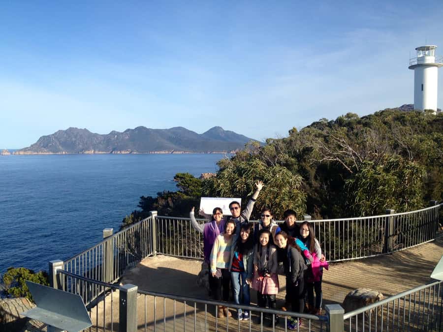 From Launceston: Full-Day Wineglass Bay Explorer Active Tour - Honeymoon Bay makes a practical lunch break