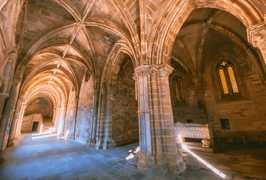 From Lisbon: Évora + Chapel of Bones + Monsaraz + Alentejo Wines - Monsaraz Castle and the Alentejo wine stop