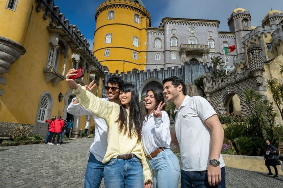 From Lisbon: Sintra & Pena Palace Day Trip with Wine Tasting - From Sintra to the Mafra wine region