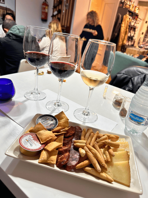 From Madrid: Toledo Tour with Wine Tasting and 3 Monuments - Meeting the bus at Las Ventas