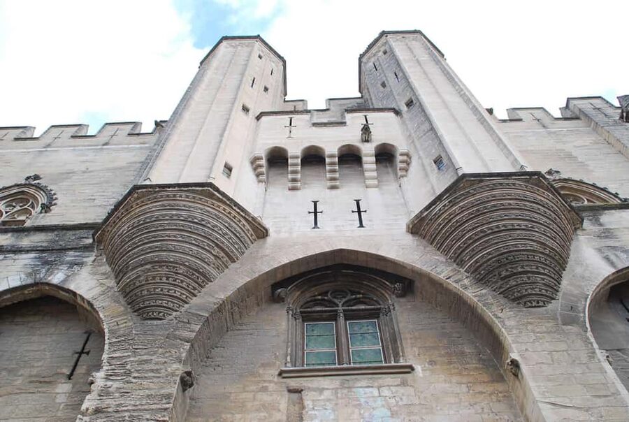From Marseille: Provence Sightseeing Tour and Wine Tasting - Key points at a glance